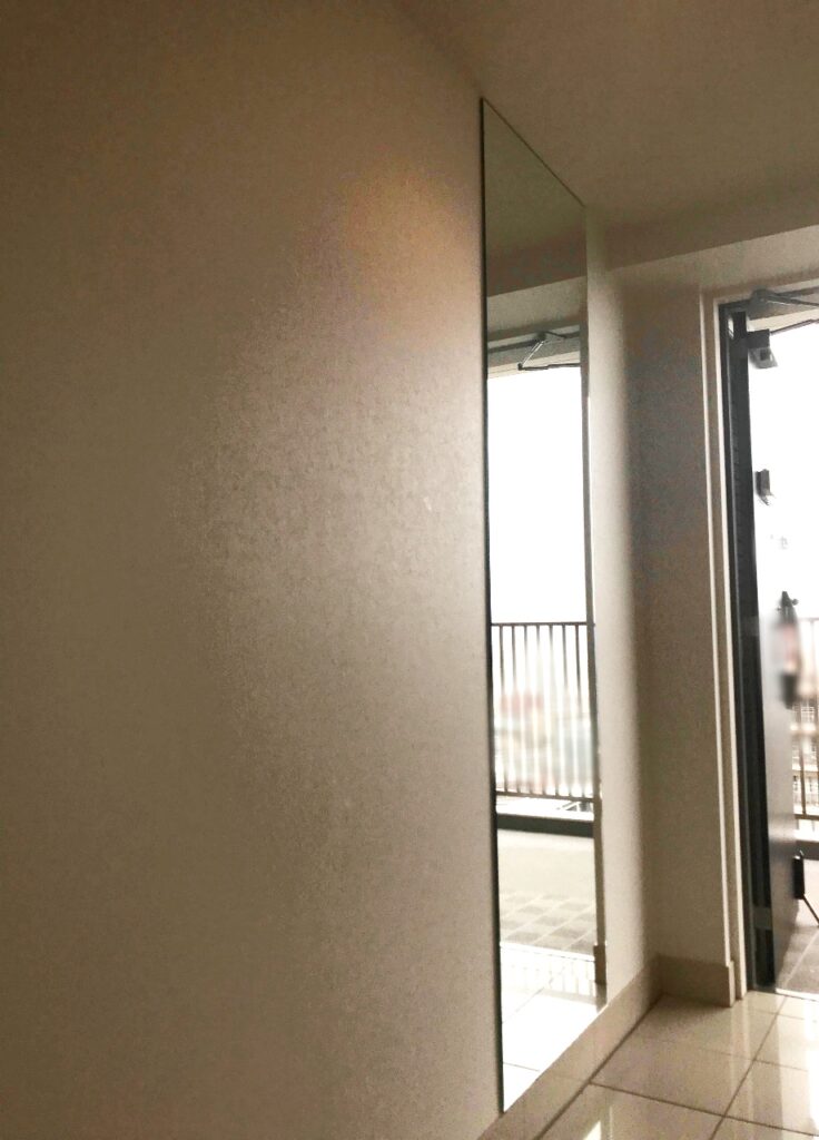 玄関姿見では幅45センチと60センチがオトクな価格です。＿川崎市